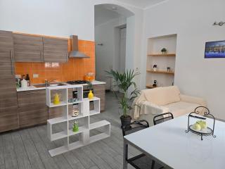 Valentino house - 5