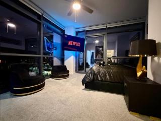 King & Queens Panoramic Palace - 9