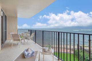 Hololani B204 · HL B204 Beachy Chic Updated OceanFront 2BD - 5