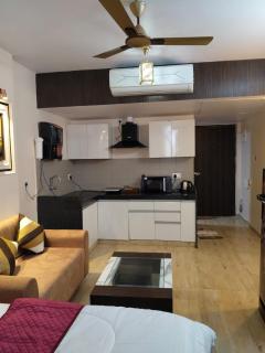 Rajasi studio by the station - 6