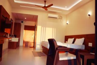 Sunlit Shores Beach Villa - 4