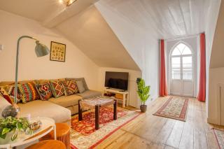 Terrace Charming Century Apartment - 1