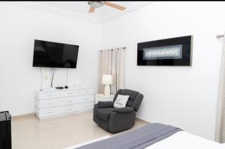 Beautiful family home LR - 1