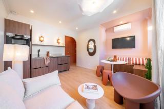 Bosuites: 5mins Palais des Festivals - 0