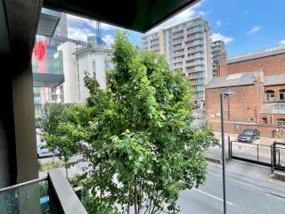 Pass the Keys Stylish Central Manchester townhouse with parking - 1