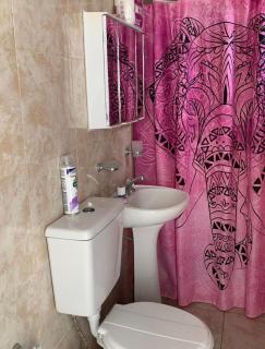 Disfrutá tu estadía en Romana Dolores a solo 10 cuadras del parque termal Conseguí un ahorro exclusivo para el parque - 3