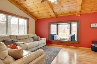 Spacious Canandaigua Group Getaway House and Barn! - 7