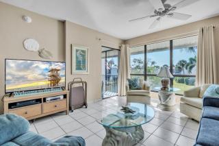 Runaway Bay 212 home - 1