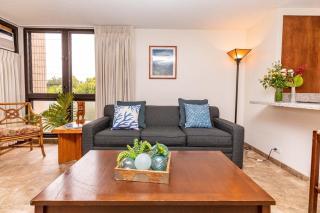 Kaleialoha 403 · Remodeled 1BD w Mountain Views Pool AC - 2