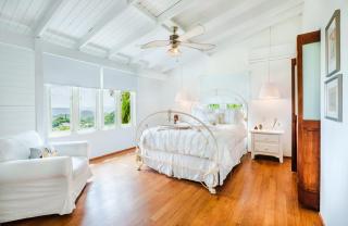 Chalet Lulu with Solar Power and Hot Tub in Guaynabo - 2