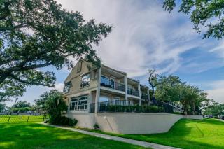 120 Beau Clair - Beachview Townhome with Balcony and Deck in Long Beach - 8