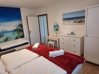 House with garden close to Vienna & Airport - 4