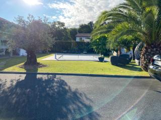 villa avec piscine entre mer et montagne - 8