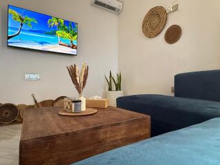 Chic & Comfy Getaway - 9