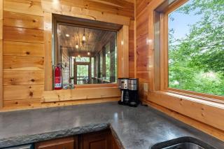 Hot Tub & WiFi - Sky Pointe - LUX cabin in RRG KY - 2