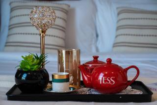 Stylish 1b Escapes in Saba Tower w City View - 3