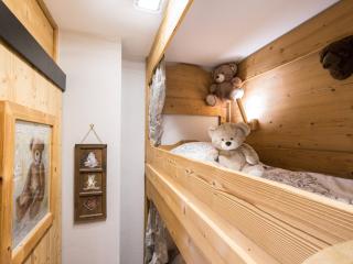 Bel appartement sur les pistes avec balcon et parking couvert - FR-1-416-175 - 1