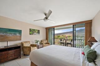 Lahaina Shores 306 · LS 306 Dream Maui Studio by the Beach Pool - 5