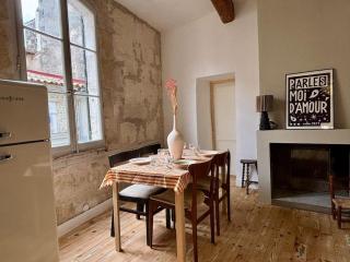 Arles et son jardin d'été - 2