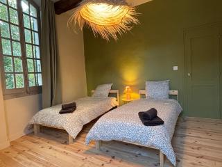 Arles et son jardin d'été - 7