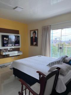 Modern 2-Suite Apartment with Gourmet Balcony - 5