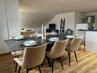 MaMa-Apartments - Netflix, Balkon, Kaffee & Tee, WIFI, Waschmaschine, familienfreundlich, kostenloser Parkplatz - 125 qm - 3