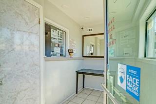 Super 7 Inn By OYO San Antonio NW Medical Center - 1