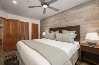 Beautiful Zephyr Mountain Lodge condo with Slope Base View condo - Winter Park - 2