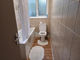 Charming Cambridge Apartment with a View - 7