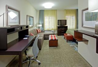 Staybridge Suites Houston Stafford - Sugar Land by IHG - Stafford - 9