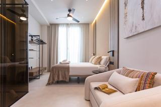 Magnificent Renovated 2BD 2BTH Duplex with Terrace - City Centre - 7