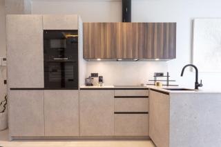 Magnificent Renovated 2BD 2BTH Duplex with Terrace - City Centre - 6