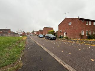 Stoke Mandeville House - Sleep 6-8 - 8