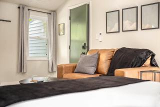 Metro Loft - New Corporate Apt Downtown - 4