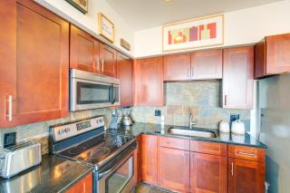 3 Mi to Dtwn Cleveland Condo with Lake Erie Views! - The Angle - 2