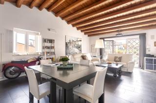 The Urban Retreat - Relax in the Historic Center - 5