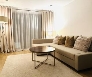 Westferry Deluxe Apartment 3 - 0