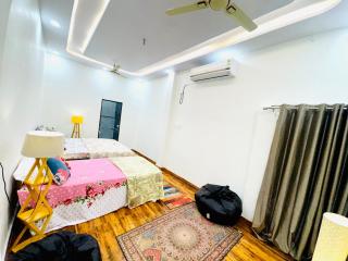 The Family Courtyard Suites - A Boutique Guest House Villa - 2