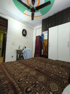 Feelfree Homestay Newashoknagar Mayurvihar phase 1 Delhi - 4
