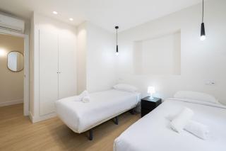 Renovated flat Terrace 2 bedrooms 2 bathrooms - 1