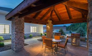 Staybridge Suites Canton by IHG - 2