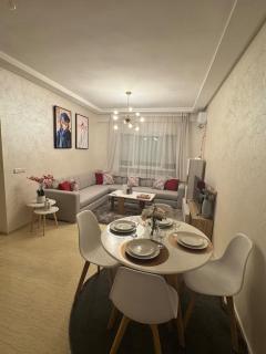 Cozy Moroccan 2BR Apartment in Tangier - 0