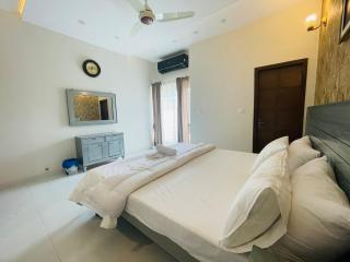 Serene Family house - 4