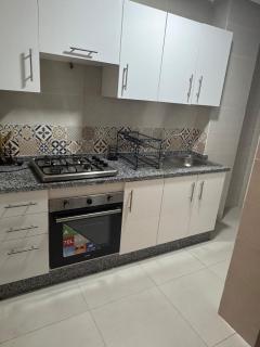 Cozy Moroccan 2BR Apartment in Tangier - 5