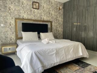 Serene Family house - 8