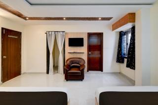 Hotel O RR Grand Luxury Rooms - 4