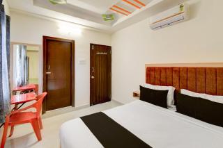 Hotel O RR Grand Luxury Rooms - 1