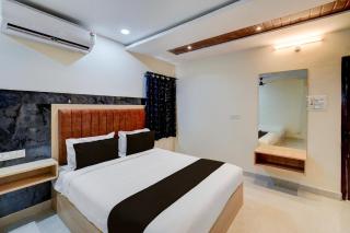 Hotel O RR Grand Luxury Rooms - 6