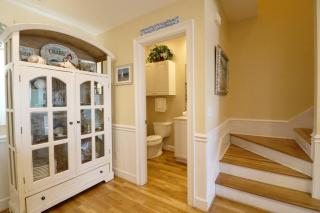 Victoria's Beachfront Retreat - 1