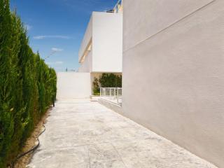 Elegant ground floor bungalow in La Coronelita, Los Balcones, with communal pool - 5